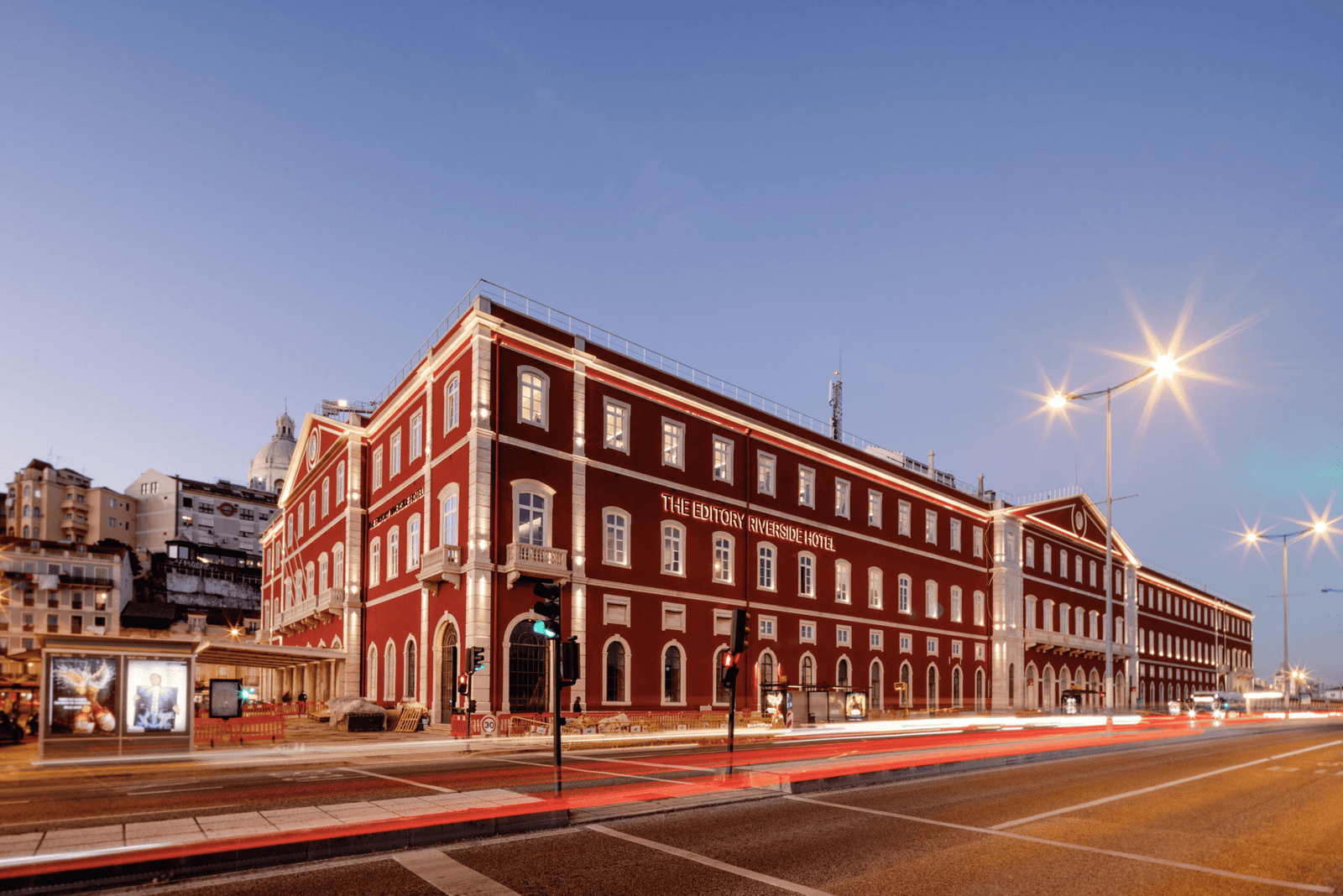 La gare de Santa Apolónia vue au crépuscule