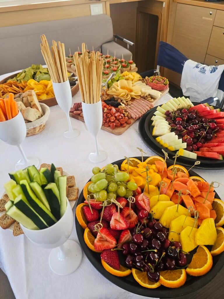 Fruta fresca e petiscos no evento